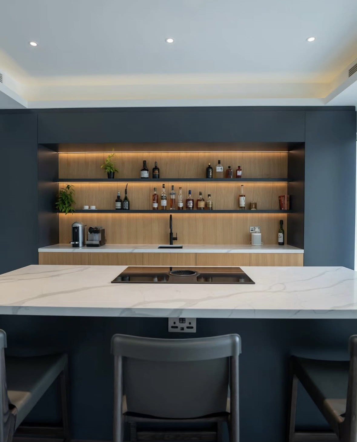 Kitchen and Bar, Interior, Dubai, by Dempsey Visuals